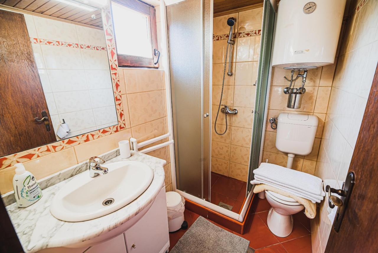 Wooden Cabin Zurej With Hot Tub Bukovje v Babni Gori Exterior photo