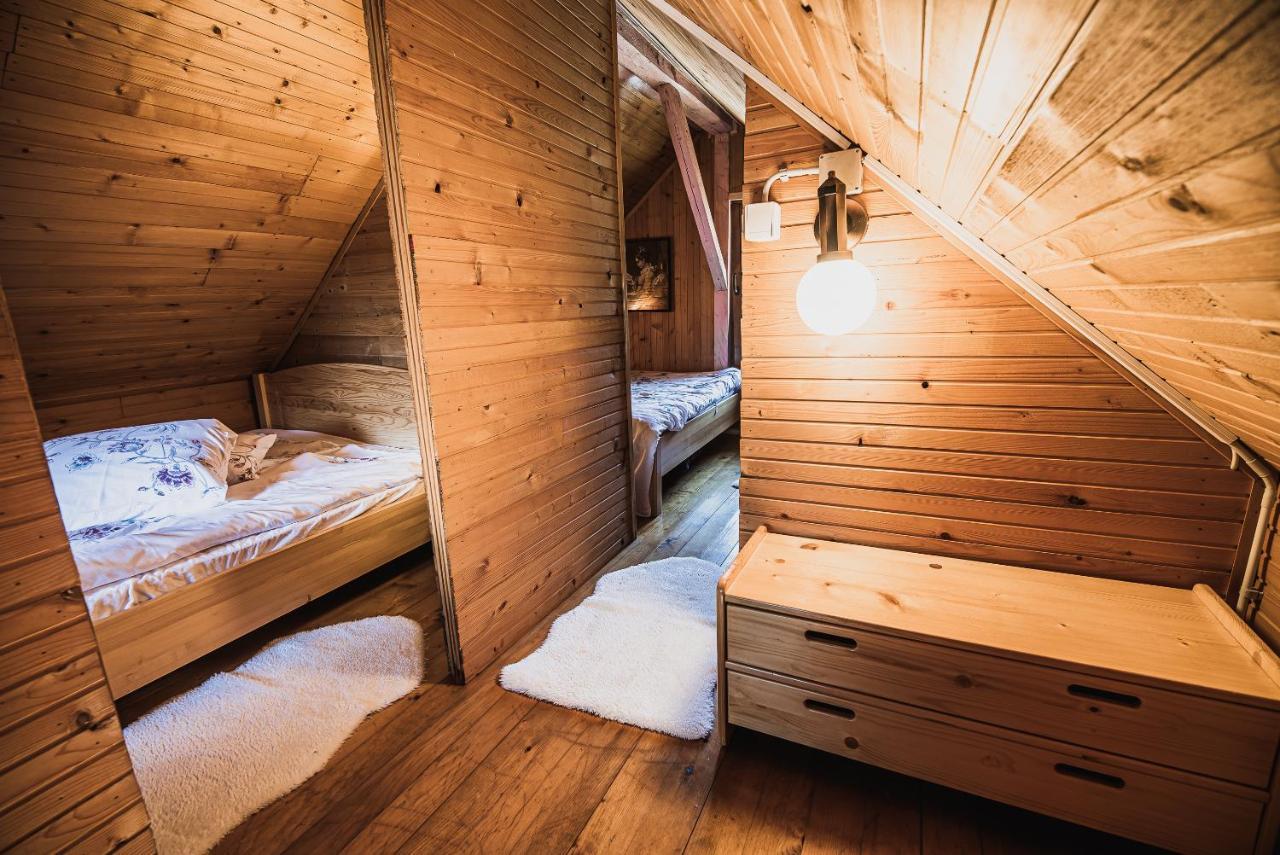 Wooden Cabin Zurej With Hot Tub Bukovje v Babni Gori Exterior photo